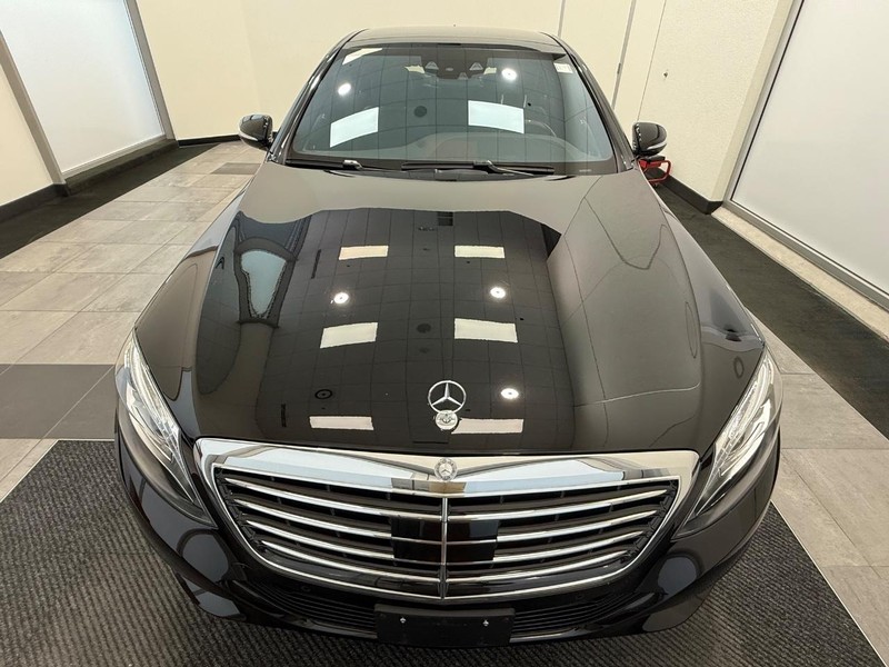 Mercedes-Benz S-Class Vehicle Image 7