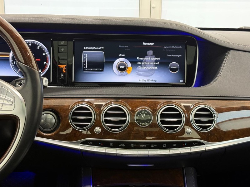 Mercedes-Benz S-Class Vehicle Image 10