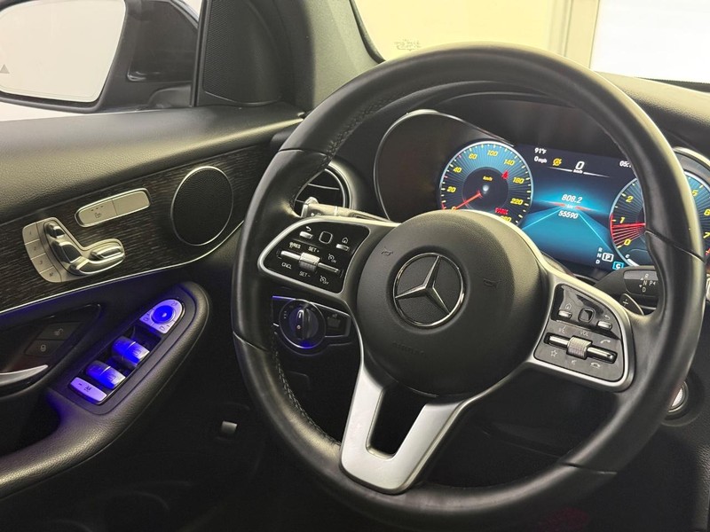 Mercedes-Benz GLC Vehicle Image 11