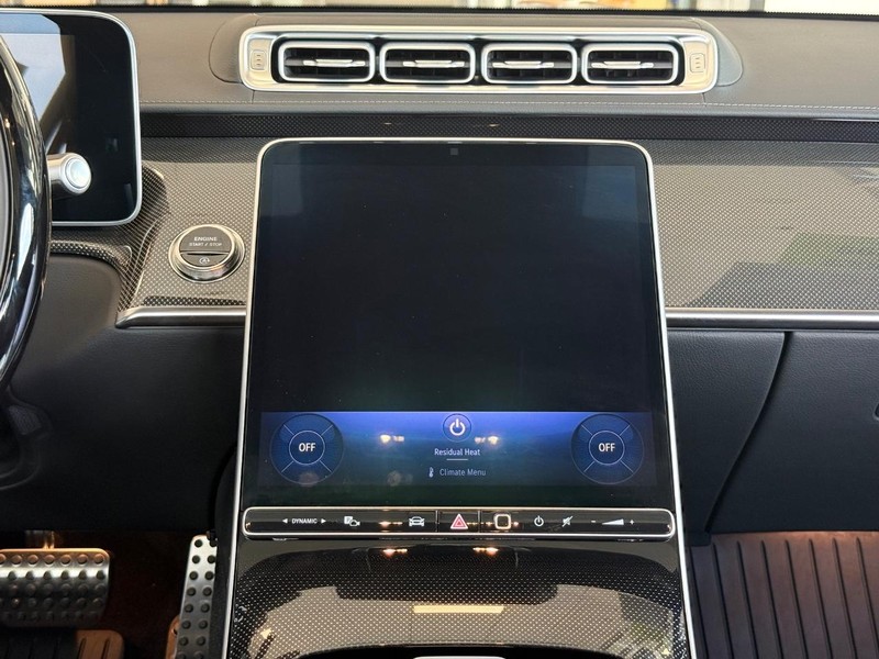 Mercedes-Benz S-Class Vehicle Image 9