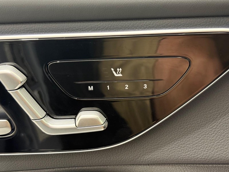 Mercedes-Benz GLC Vehicle Image 13