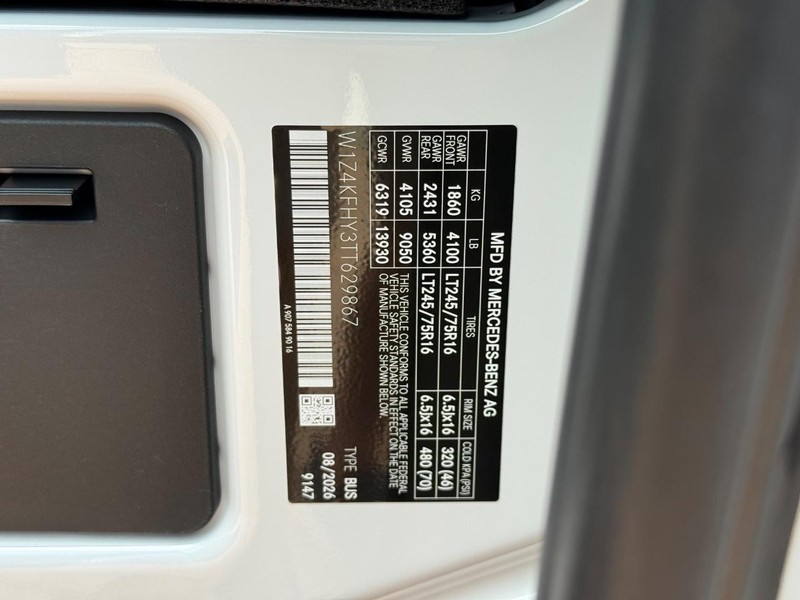 Mercedes-Benz Sprinter Passenger Van Vehicle Image 17