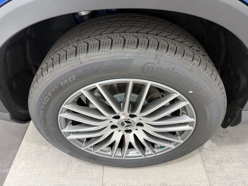 Mercedes-Benz GLC Vehicle Image 3