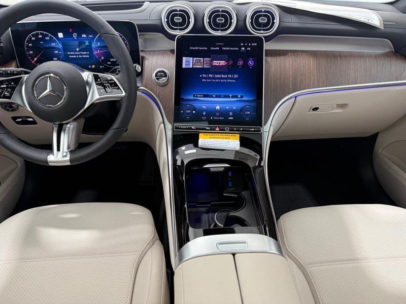 Mercedes-Benz GLC Vehicle Image 5