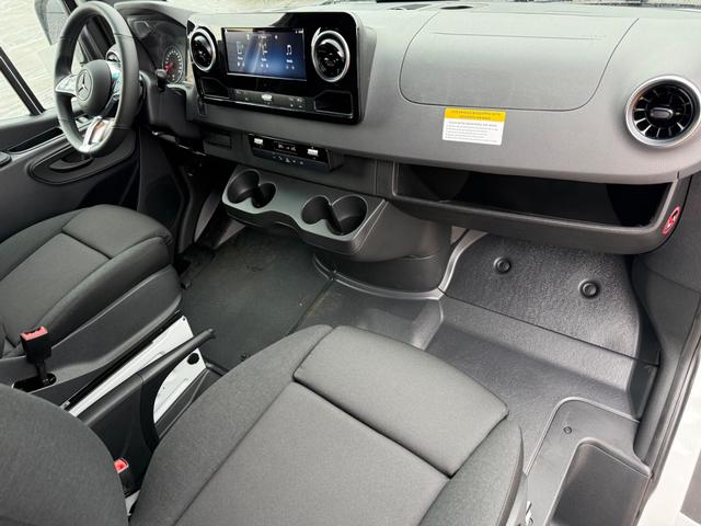 Mercedes-Benz Sprinter Van Vehicle Image 14