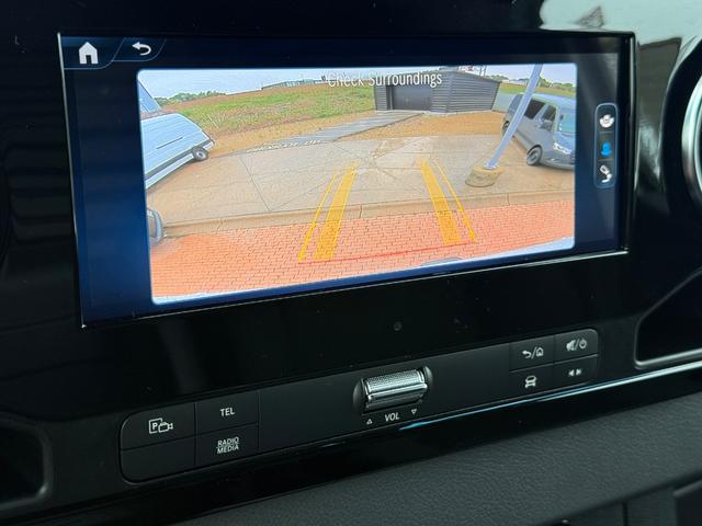 Mercedes-Benz Sprinter Van Vehicle Image 21