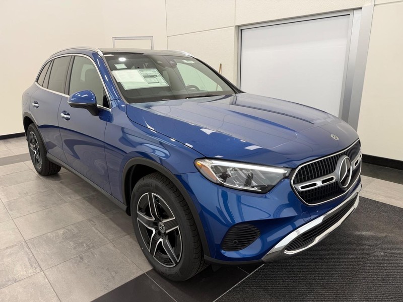 Mercedes-Benz GLC Vehicle Image 17