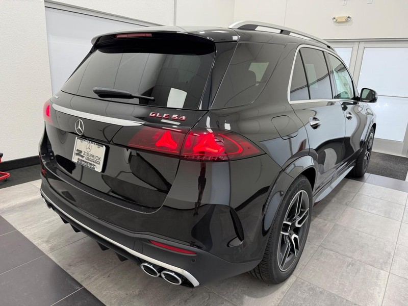Mercedes-Benz GLE Vehicle Image 2