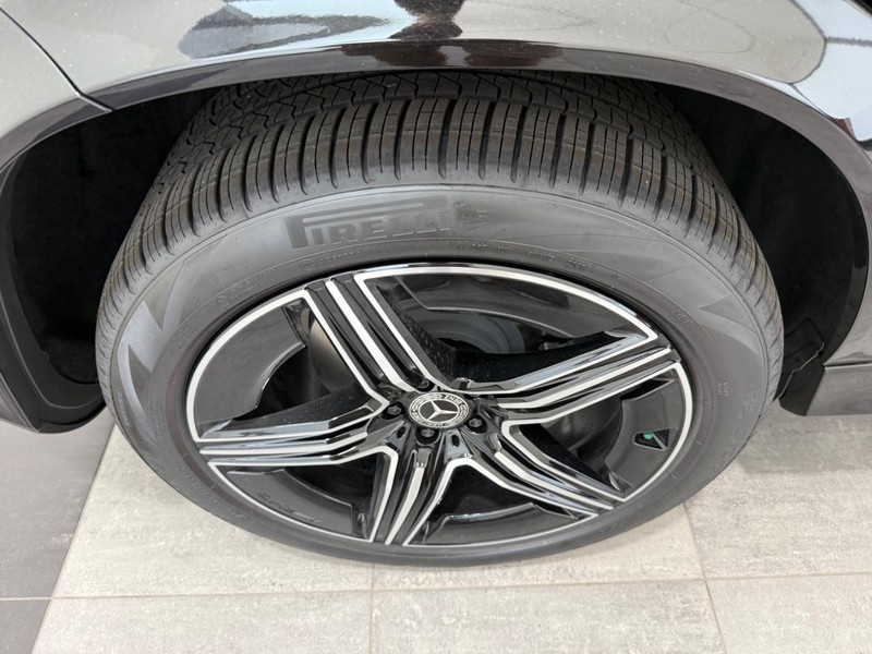 Mercedes-Benz GLE Vehicle Image 3