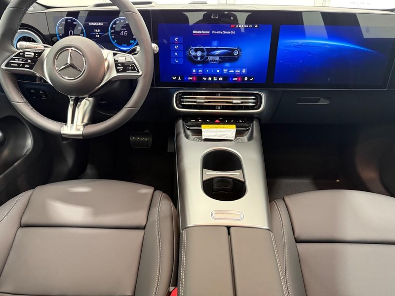 Mercedes-Benz CLA Vehicle Image 6
