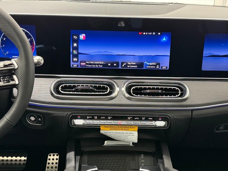 Mercedes-Benz GLS Vehicle Image 8