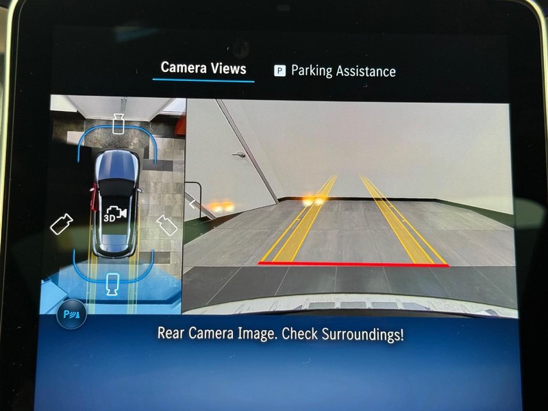 Mercedes-Benz GLC Vehicle Image 14