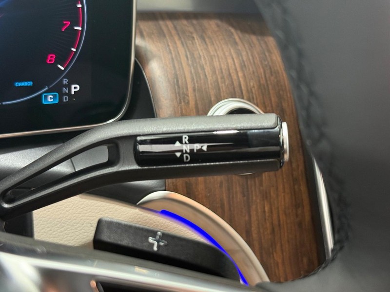 Mercedes-Benz GLC Vehicle Image 13