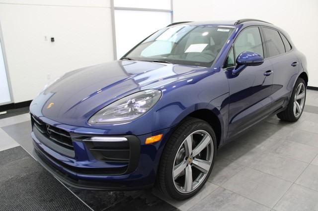 more details - porsche macan