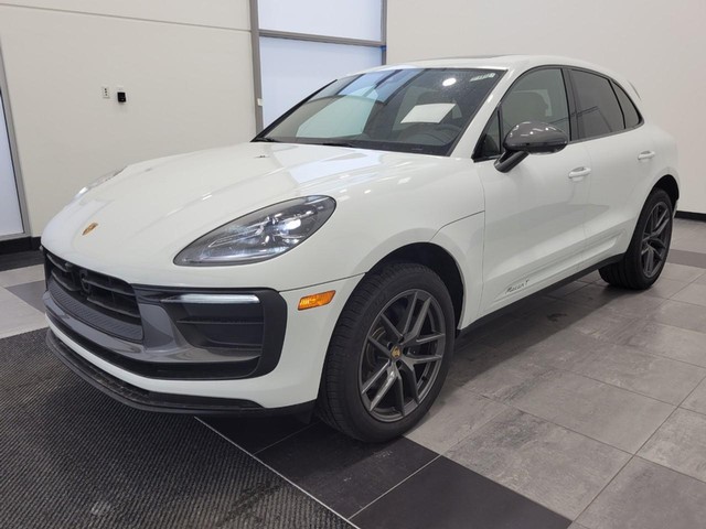 more details - porsche macan