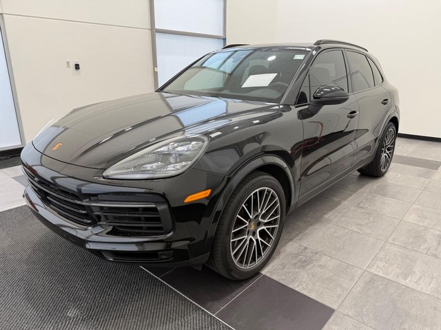 Madison WI 2023 Porsche Cayenne more details - porsche cayenne