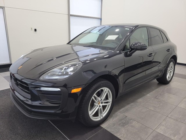 more details - porsche macan