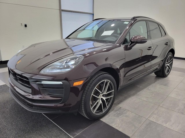 more details - porsche macan