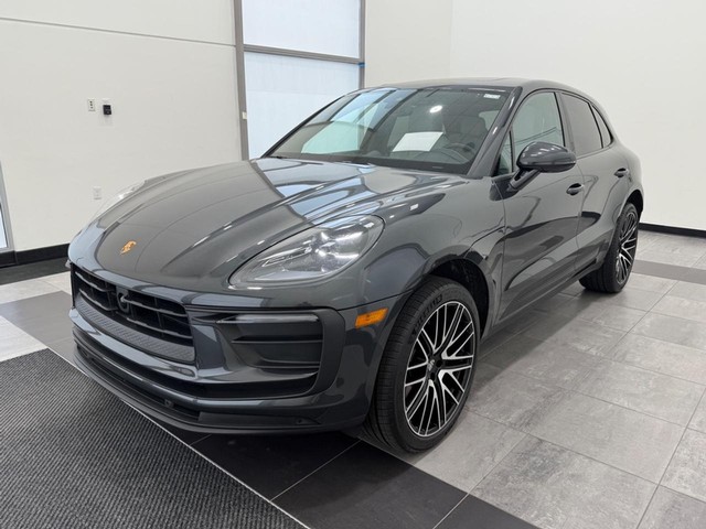 more details - porsche macan