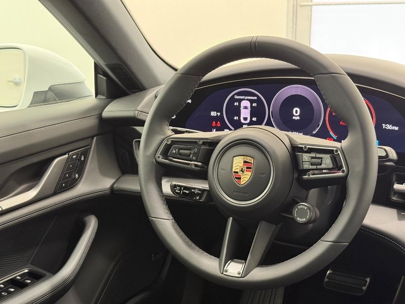 Porsche Taycan Vehicle Full-screen Gallery Image 16