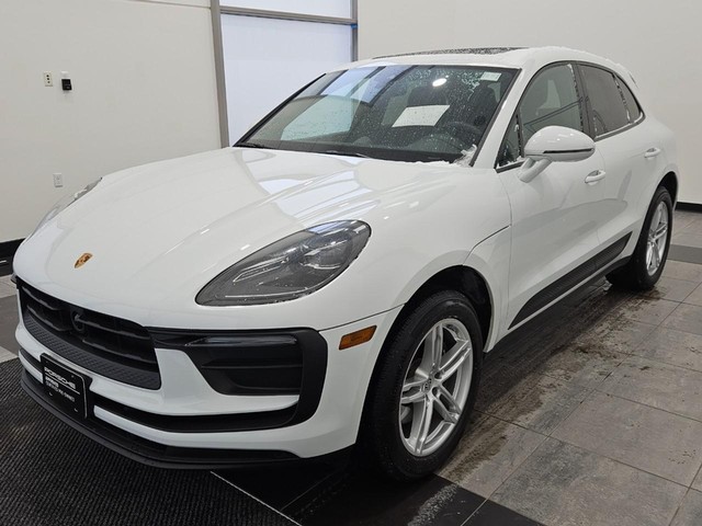 more details - porsche macan