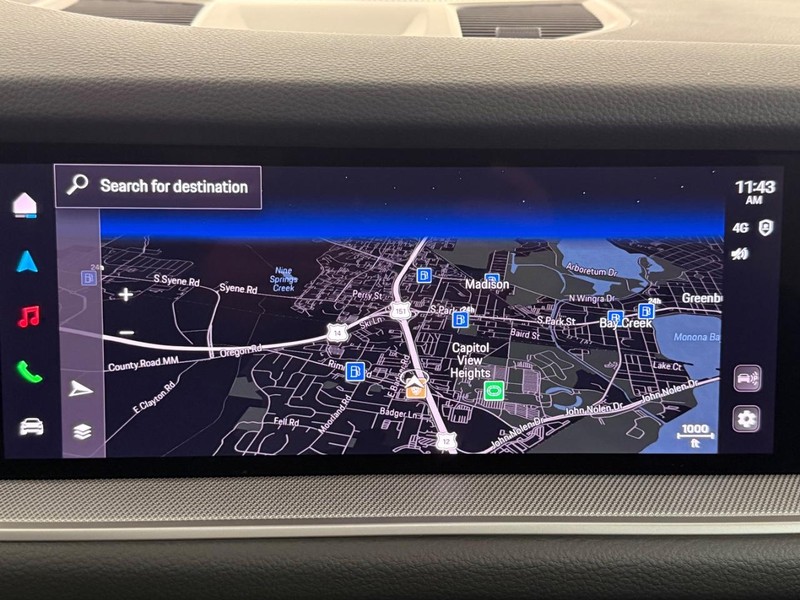 Porsche Cayenne Vehicle Full-screen Gallery Image 21