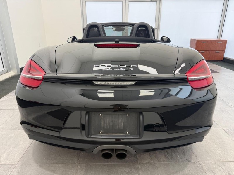Porsche Boxster Vehicle Full-screen Gallery Image 06