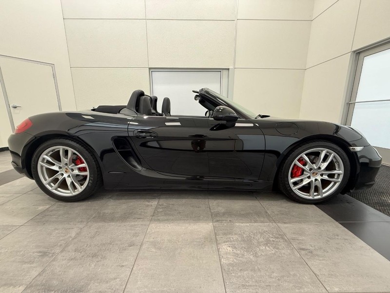 Porsche Boxster Vehicle Full-screen Gallery Image 09