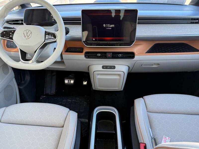 Volkswagen ID. Buzz Vehicle Full-screen Gallery Image 7