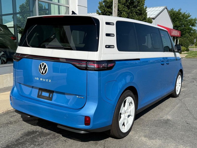 Volkswagen ID. Buzz Vehicle Full-screen Gallery Image 3