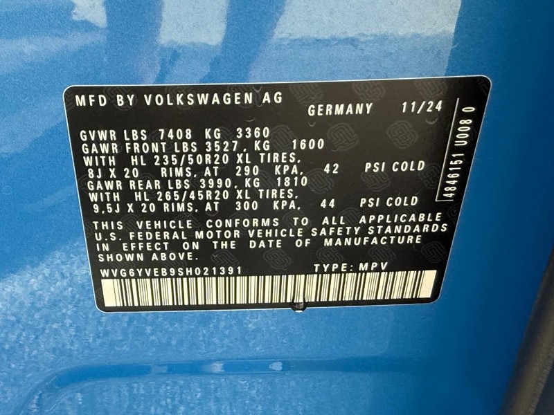 Volkswagen ID. Buzz Vehicle Full-screen Gallery Image 16