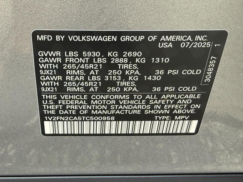 Volkswagen Atlas Vehicle Full-screen Gallery Image 17