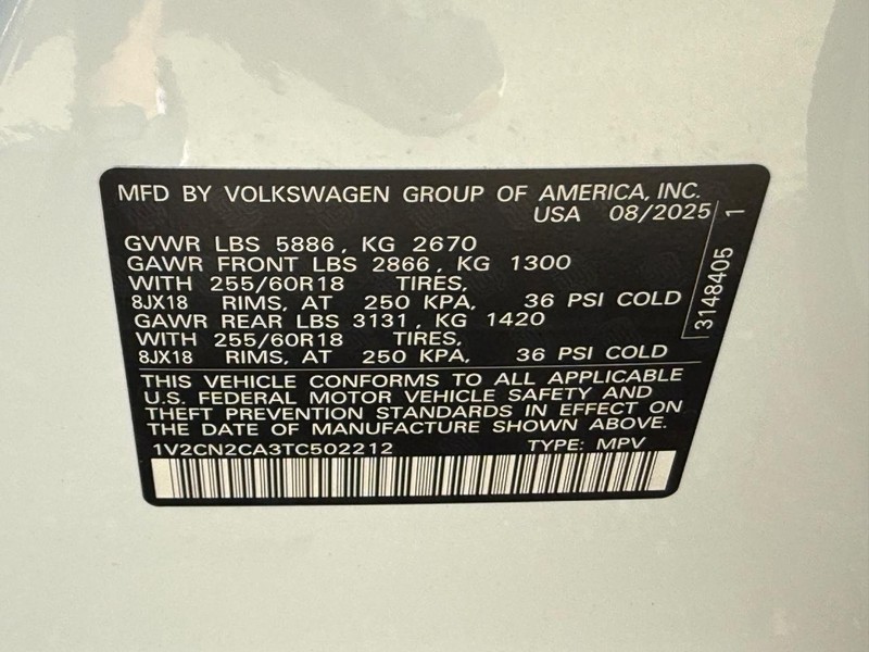 Volkswagen Atlas Vehicle Full-screen Gallery Image 18