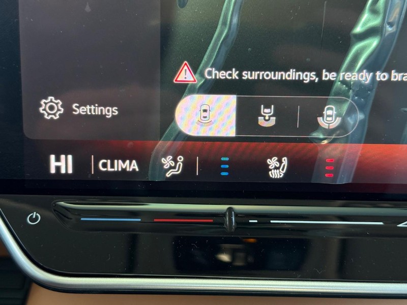 Volkswagen ID. Buzz Vehicle Full-screen Gallery Image 16