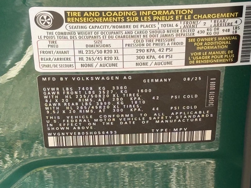 Volkswagen ID. Buzz Vehicle Full-screen Gallery Image 19