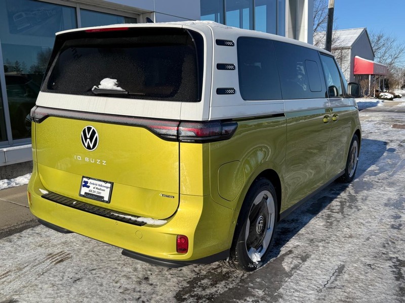 Volkswagen ID. Buzz Vehicle Full-screen Gallery Image 3