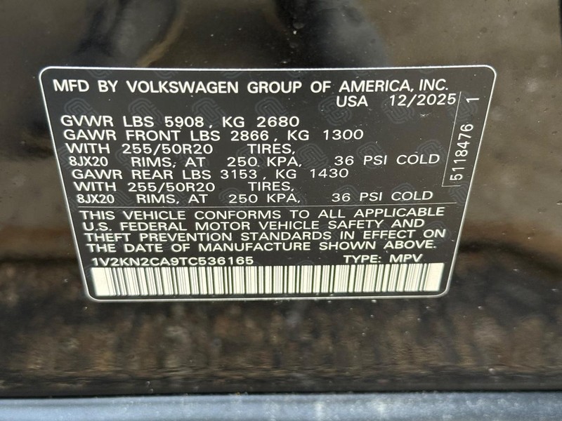 Volkswagen Atlas Vehicle Full-screen Gallery Image 17