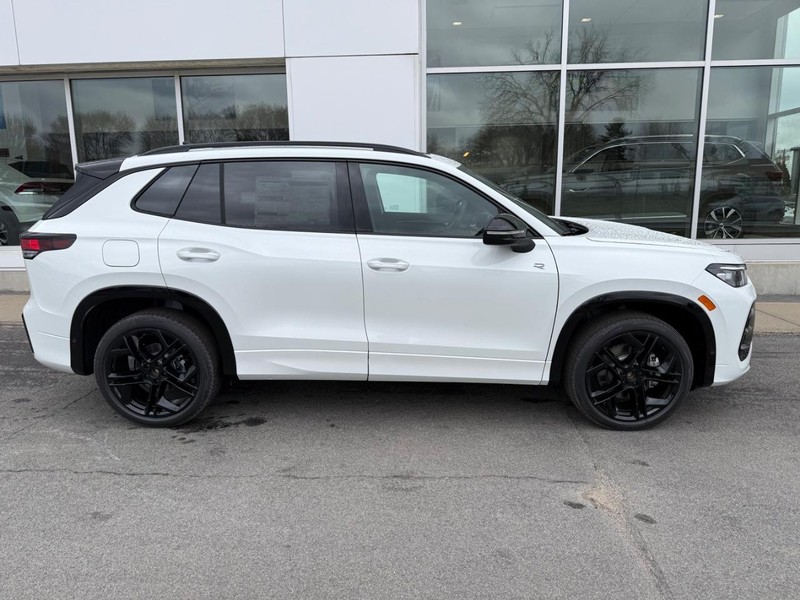 Volkswagen Tiguan Vehicle Full-screen Gallery Image 2