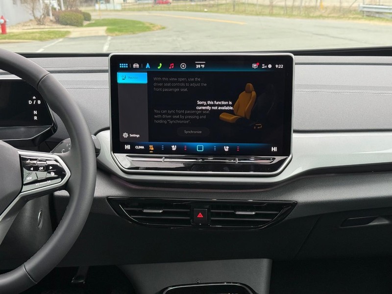 Volkswagen ID.4 Vehicle Full-screen Gallery Image 7