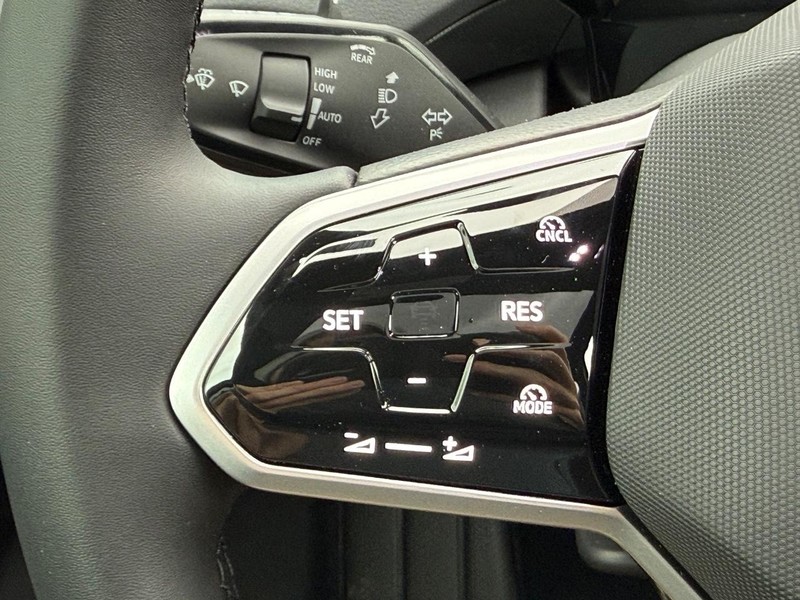 Volkswagen ID.4 Vehicle Full-screen Gallery Image 10