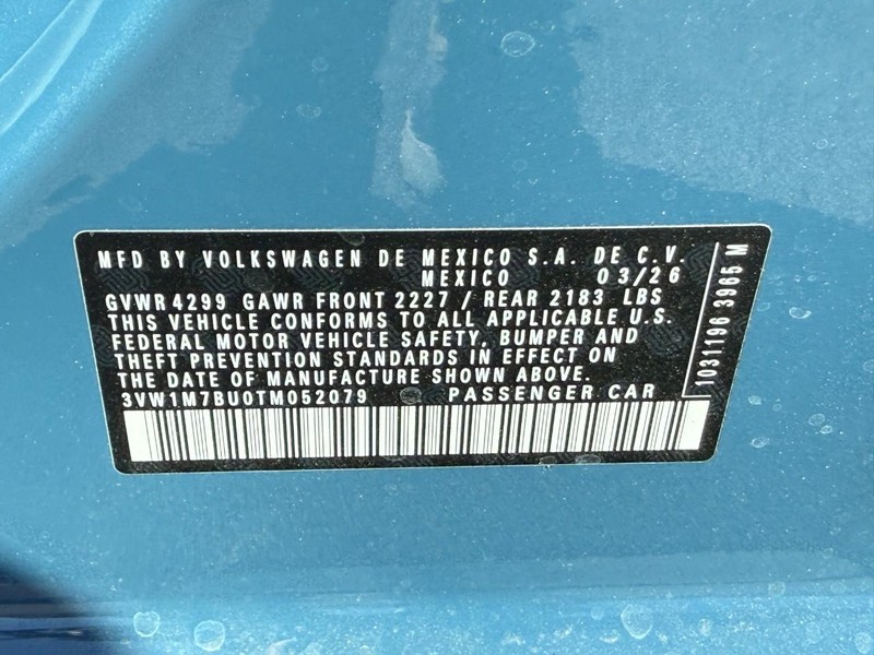 Volkswagen Jetta GLI Vehicle Full-screen Gallery Image 17