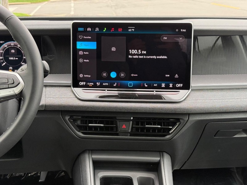 Volkswagen Tiguan Vehicle Full-screen Gallery Image 7