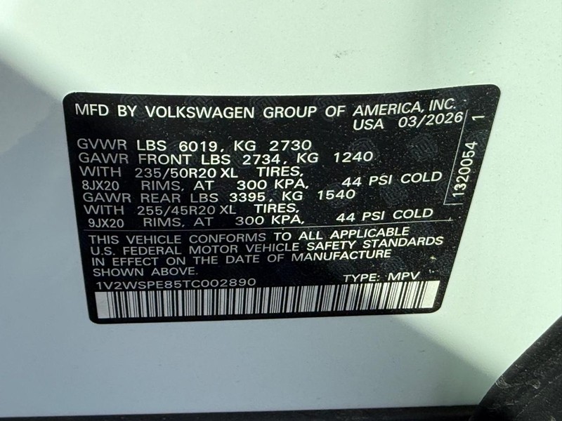 Volkswagen ID.4 Vehicle Full-screen Gallery Image 16
