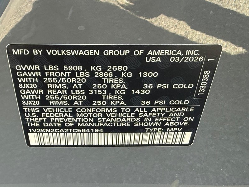 Volkswagen Atlas Vehicle Full-screen Gallery Image 18