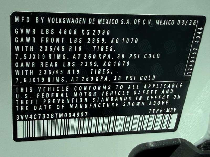 Volkswagen Taos Vehicle Full-screen Gallery Image 15