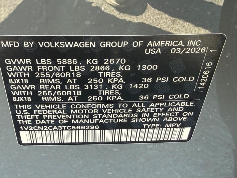Volkswagen Atlas Vehicle Full-screen Gallery Image 17