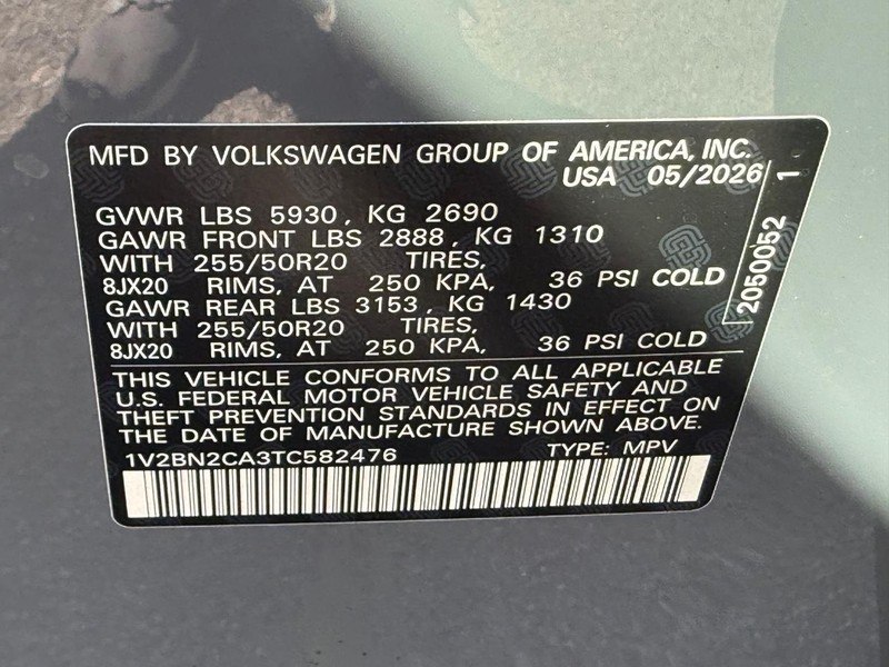 Volkswagen Atlas Vehicle Full-screen Gallery Image 18