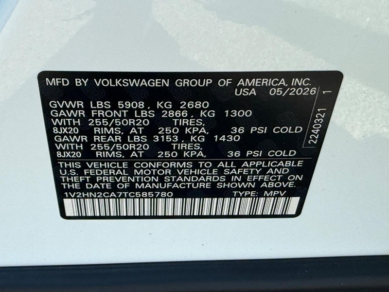 Volkswagen Atlas Vehicle Full-screen Gallery Image 17